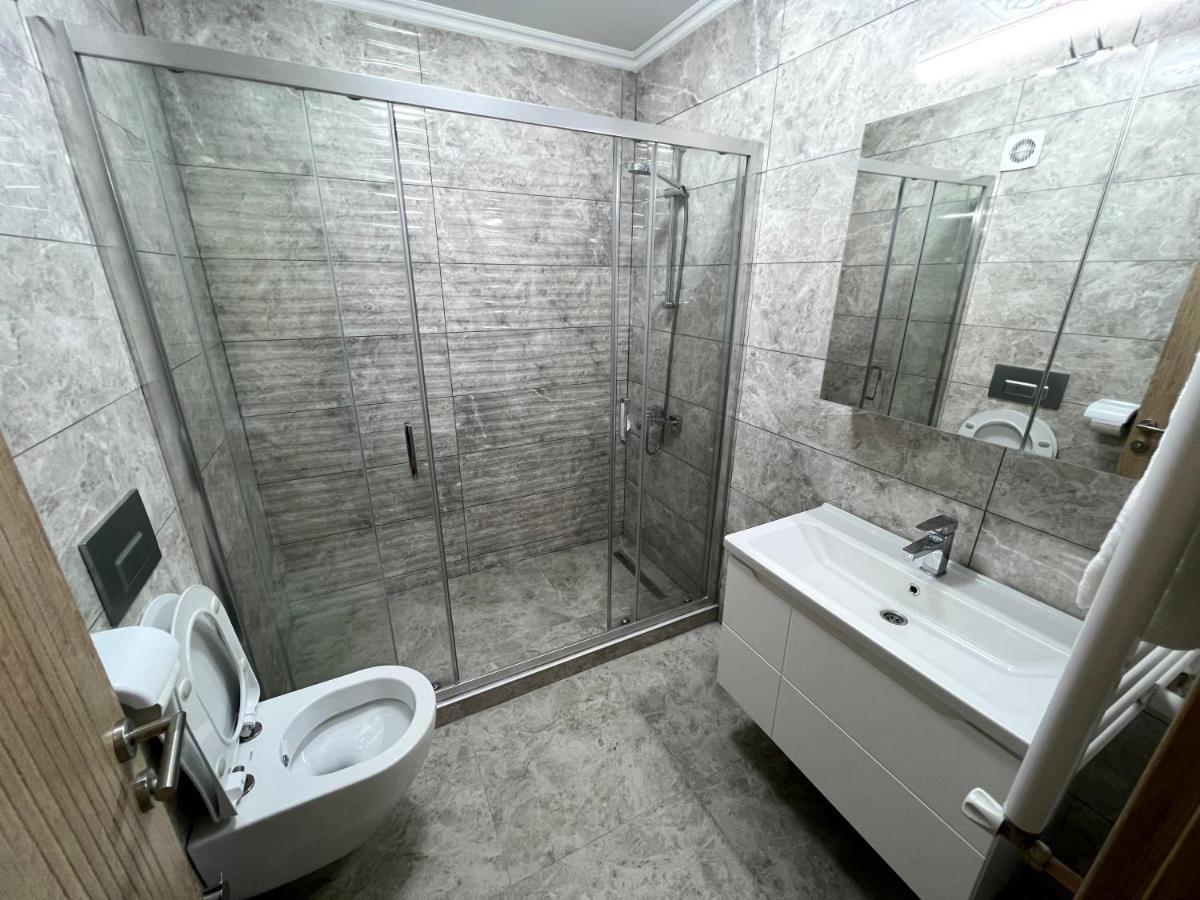 Studio Sebastian Apartment Mamaia Exterior photo